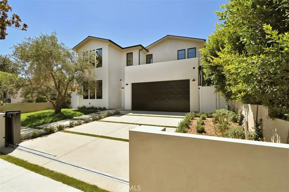 4433 Kraft Avenue Studio City, CA 91602