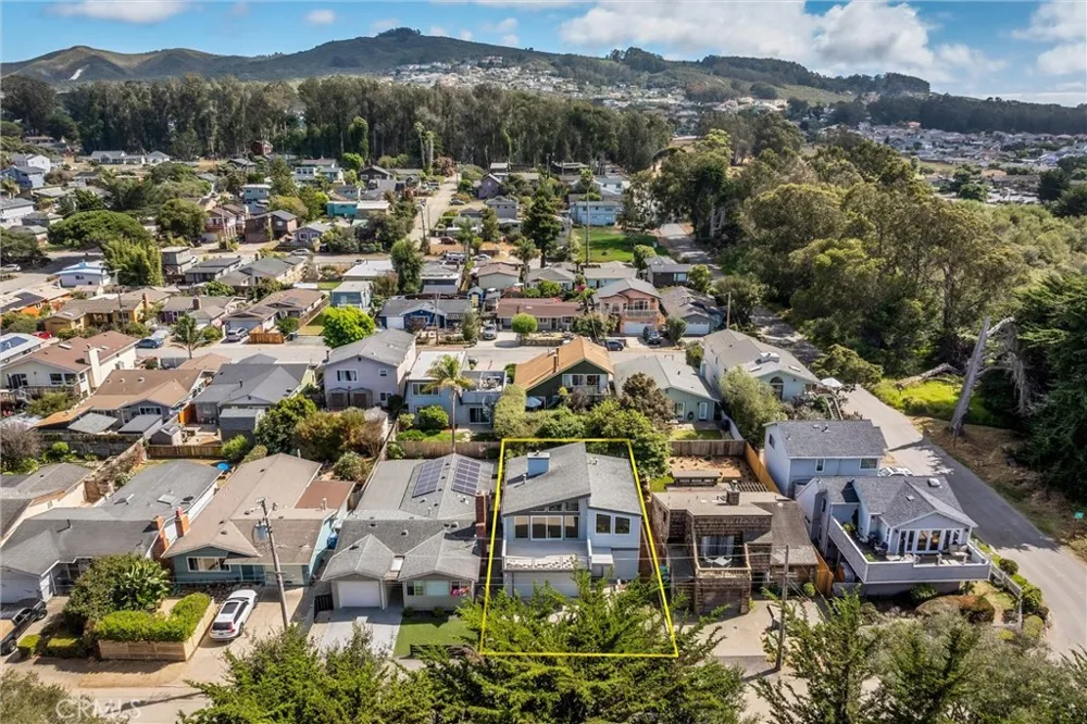 309 Binscarth Los Osos, CA 93402