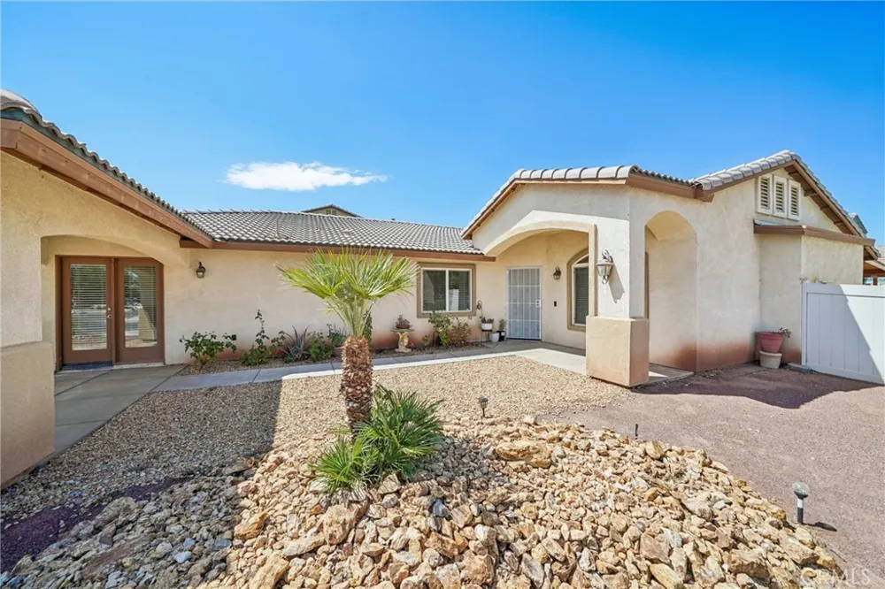 15174 Christopher Street Adelanto, CA 92301
