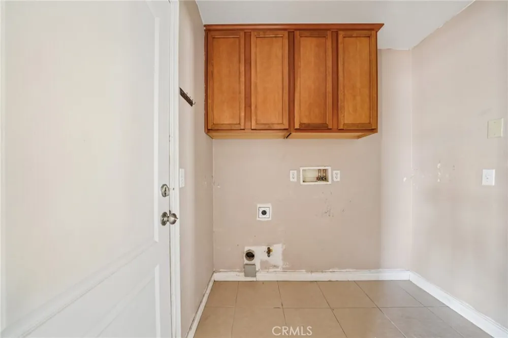 15174 Christopher Street Adelanto, CA 92301
