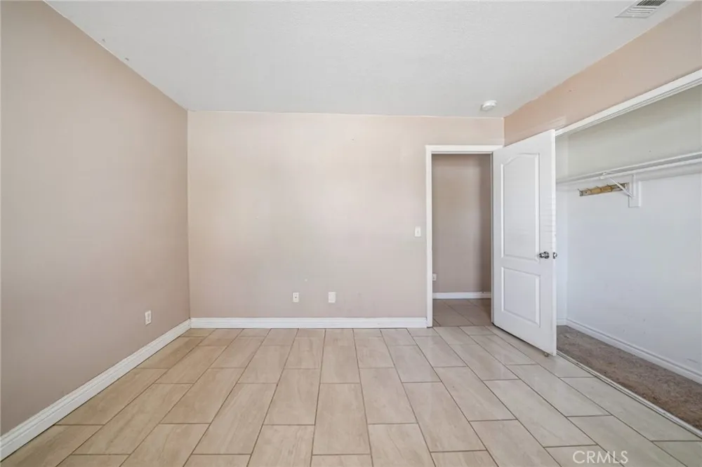15174 Christopher Street Adelanto, CA 92301