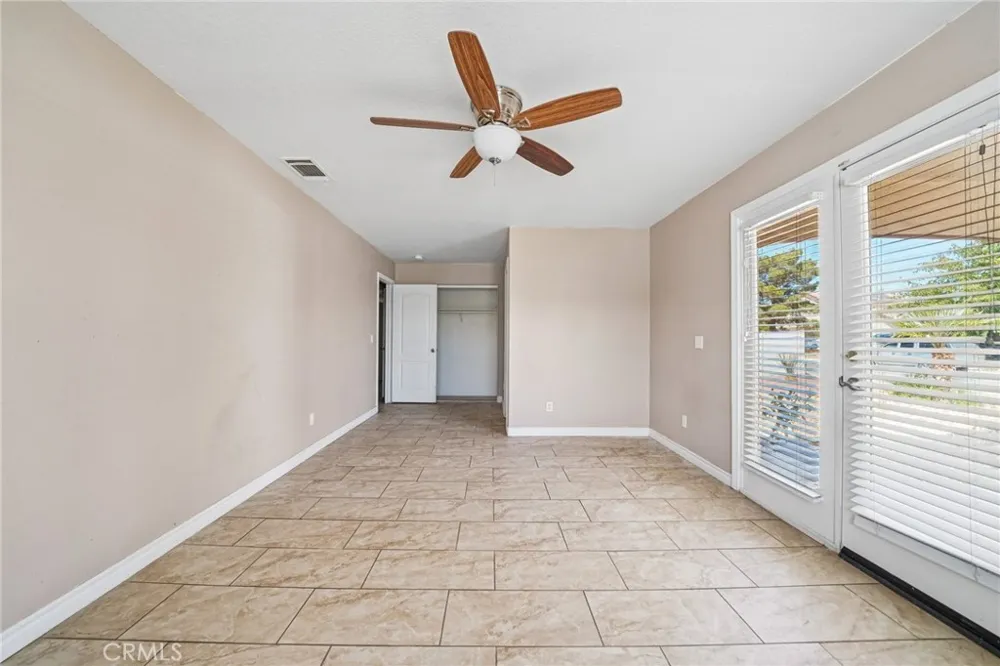 15174 Christopher Street Adelanto, CA 92301
