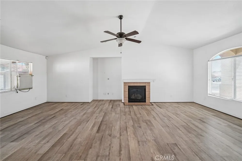15174 Christopher Street Adelanto, CA 92301