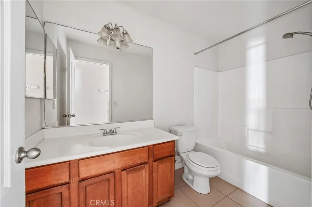 15174 Christopher Street Adelanto, CA 92301