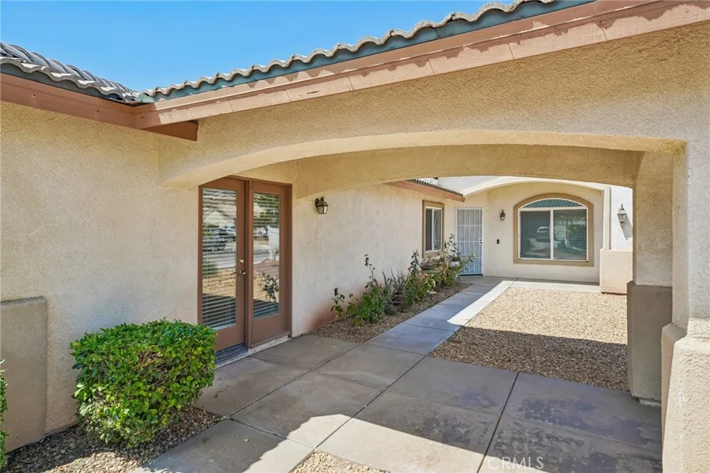 15174 Christopher Street Adelanto, CA 92301