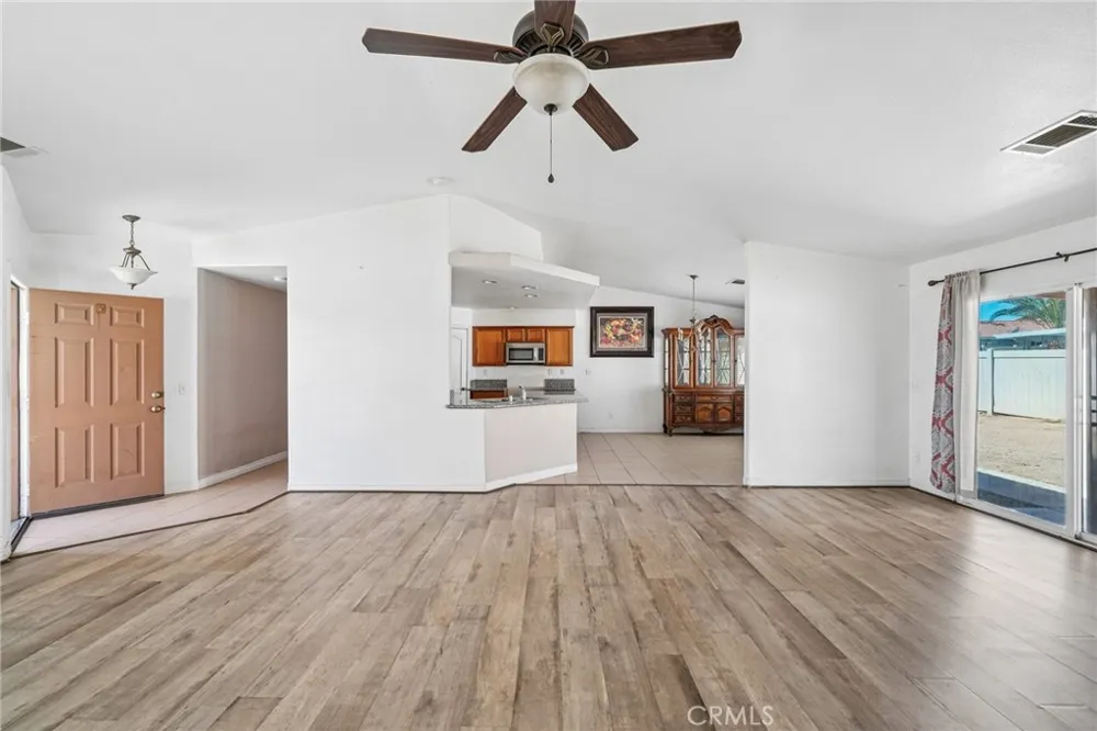 15174 Christopher Street Adelanto, CA 92301