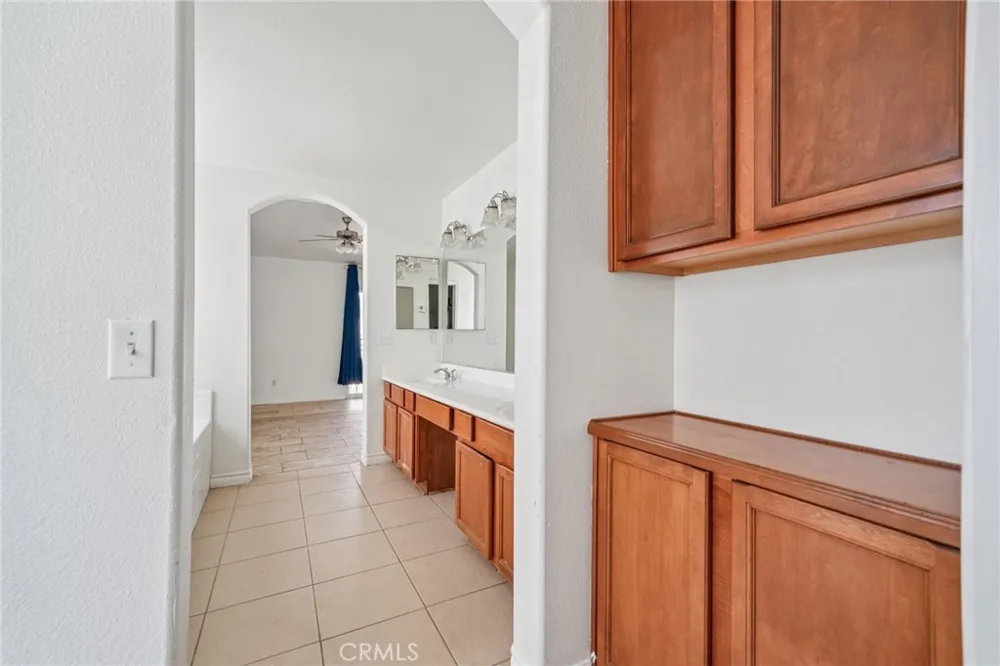 15174 Christopher Street Adelanto, CA 92301