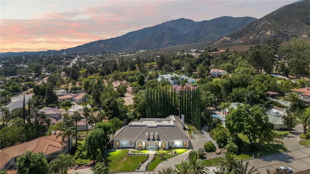5072 Castle Court Rancho Cucamonga, CA 91701