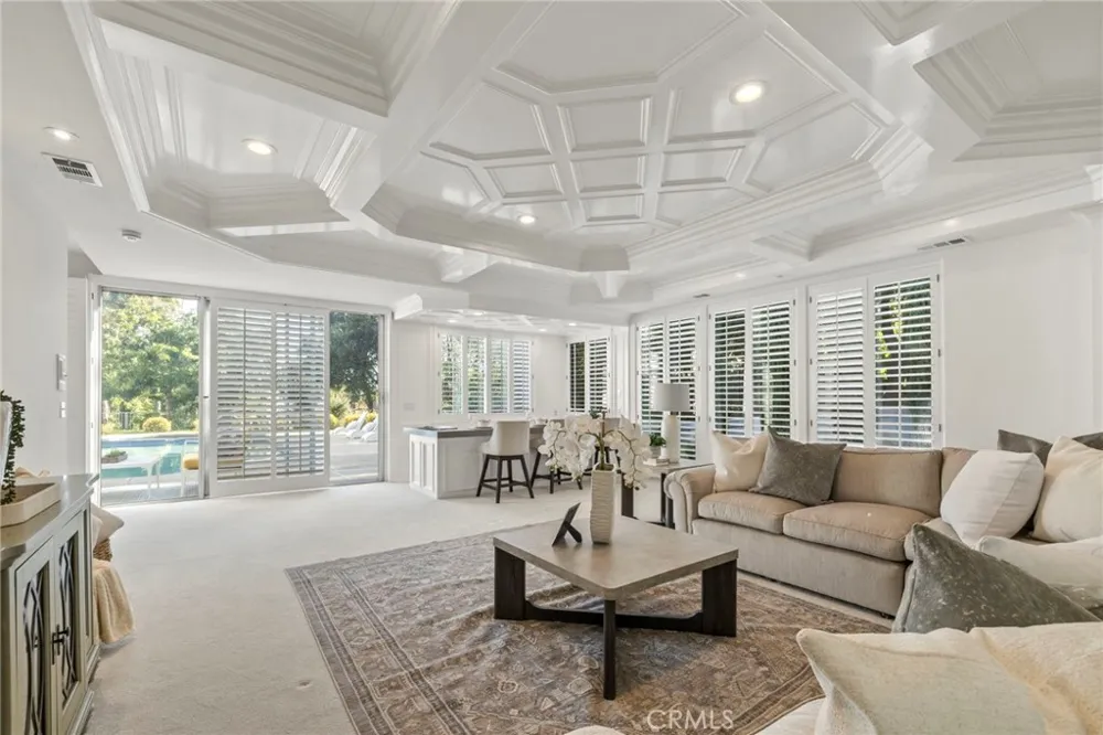 5072 Castle Court Rancho Cucamonga, CA 91701