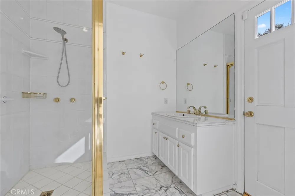 5072 Castle Court Rancho Cucamonga, CA 91701
