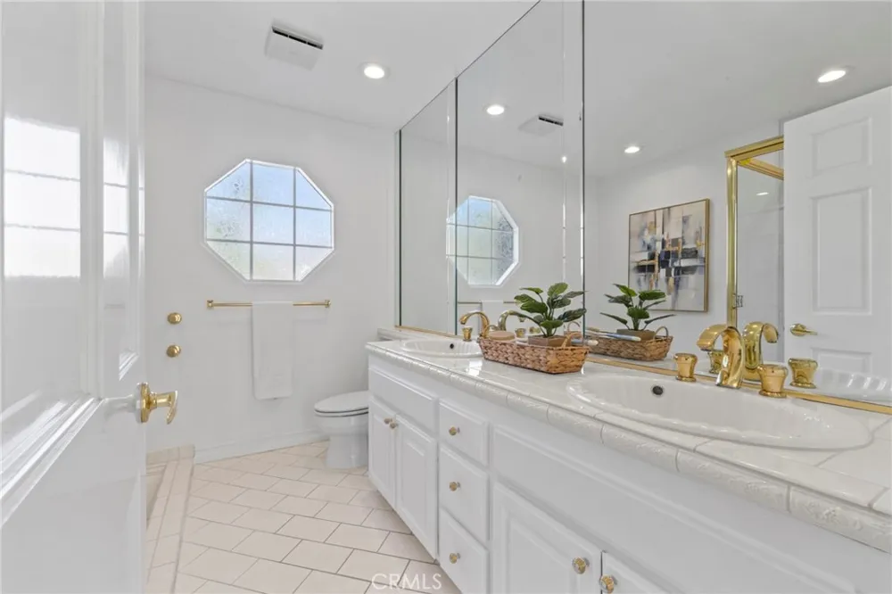 5072 Castle Court Rancho Cucamonga, CA 91701