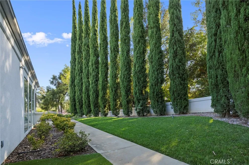 5072 Castle Court Rancho Cucamonga, CA 91701