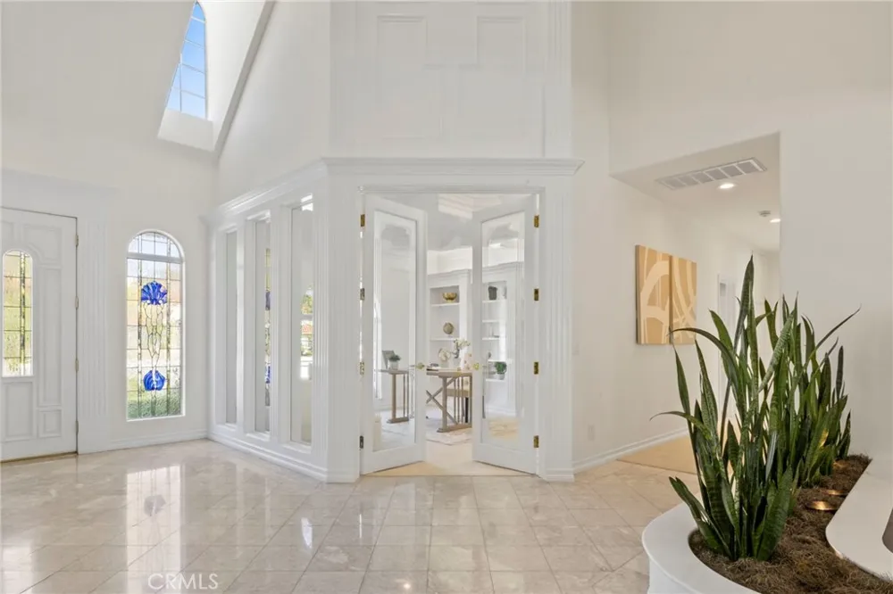 5072 Castle Court Rancho Cucamonga, CA 91701