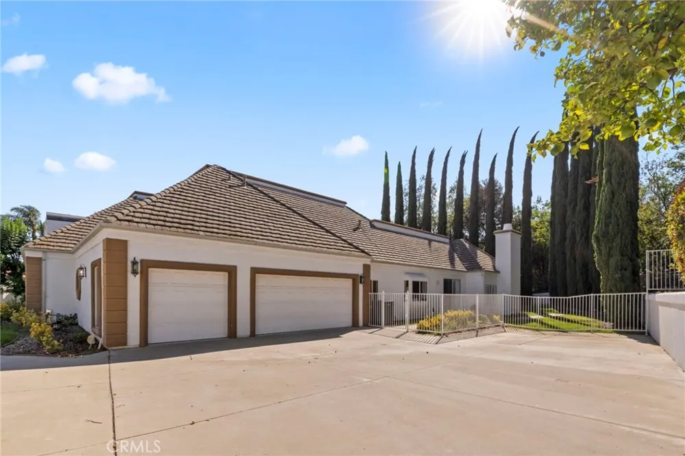 5072 Castle Court Rancho Cucamonga, CA 91701