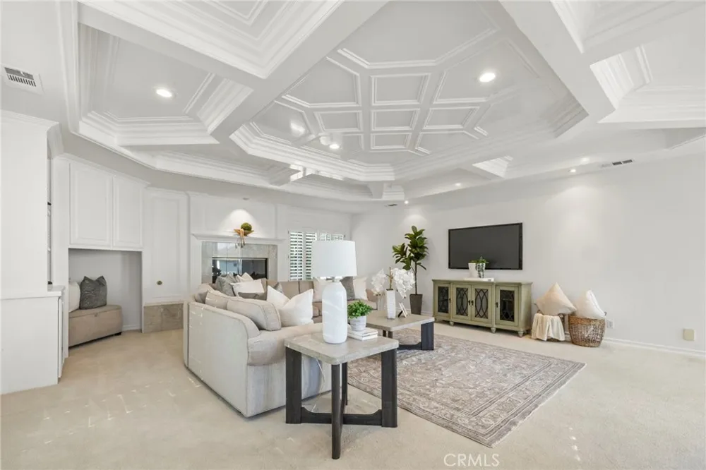 5072 Castle Court Rancho Cucamonga, CA 91701