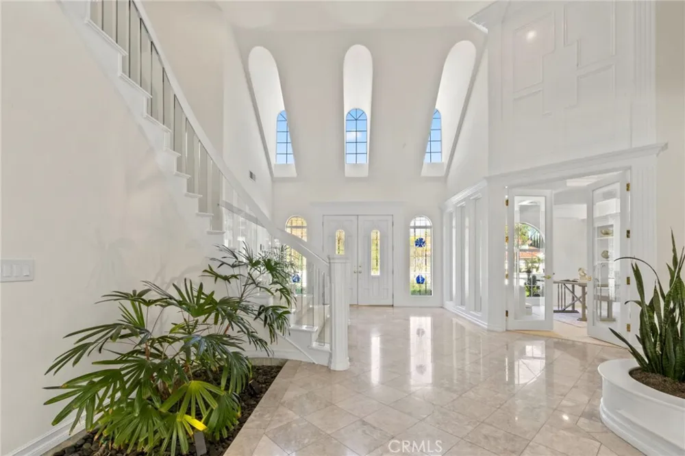 5072 Castle Court Rancho Cucamonga, CA 91701