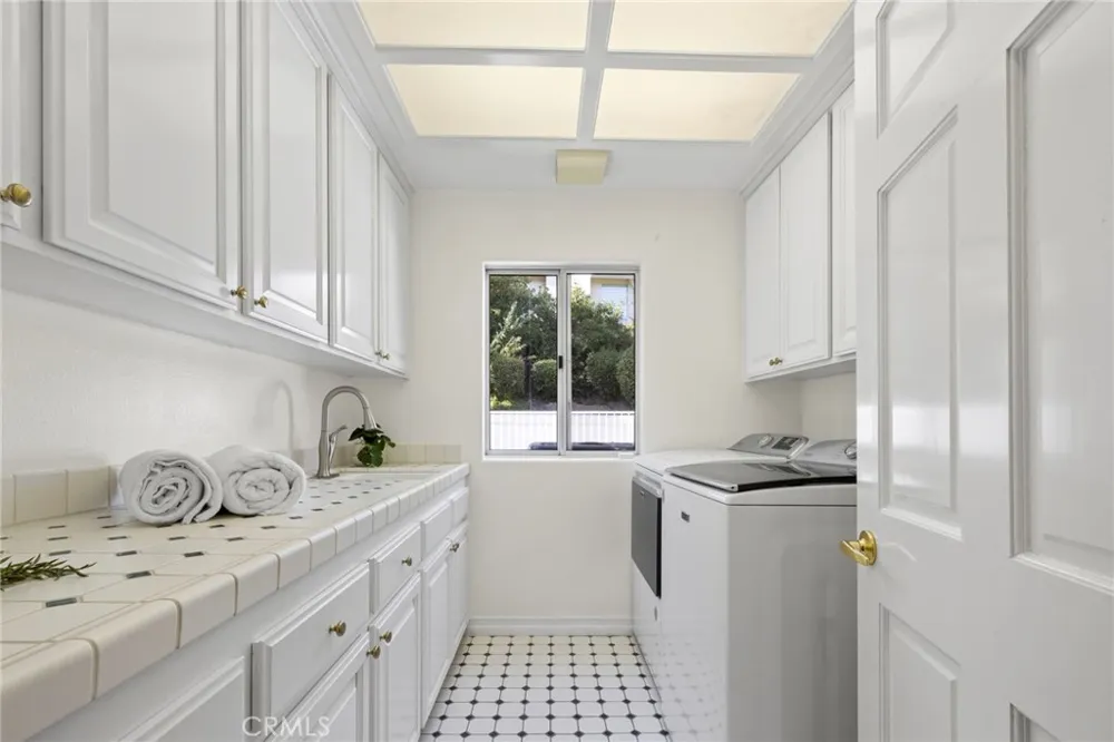 5072 Castle Court Rancho Cucamonga, CA 91701