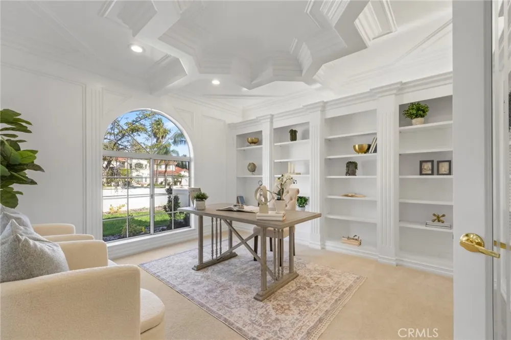 5072 Castle Court Rancho Cucamonga, CA 91701