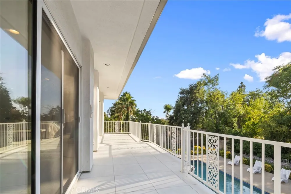 5072 Castle Court Rancho Cucamonga, CA 91701