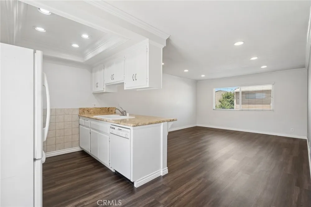 772 W Lambert #129 La Habra, CA 90631