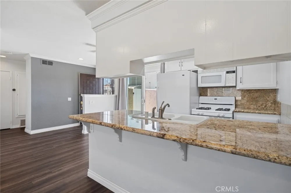 772 W Lambert #129 La Habra, CA 90631