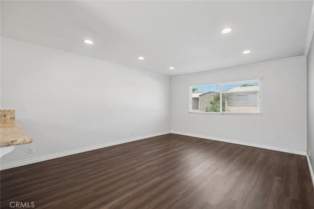 772 W Lambert #129 La Habra, CA 90631