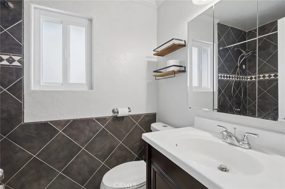772 W Lambert #129 La Habra, CA 90631