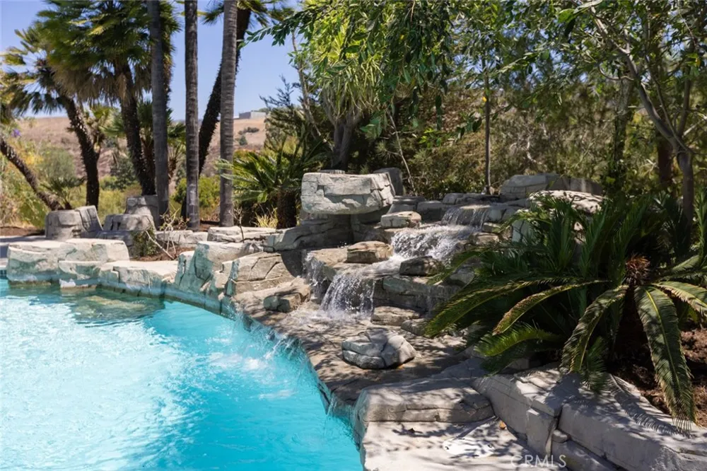 9731 Rangeview North Tustin, CA 92705