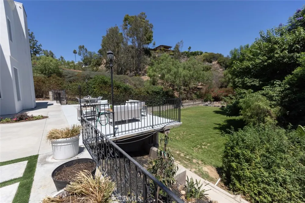 9731 Rangeview North Tustin, CA 92705