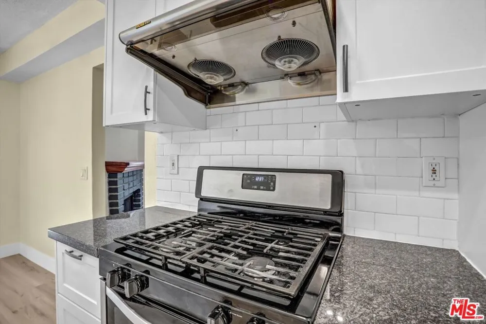 1179 Sunflower Avenue Covina, CA 91724