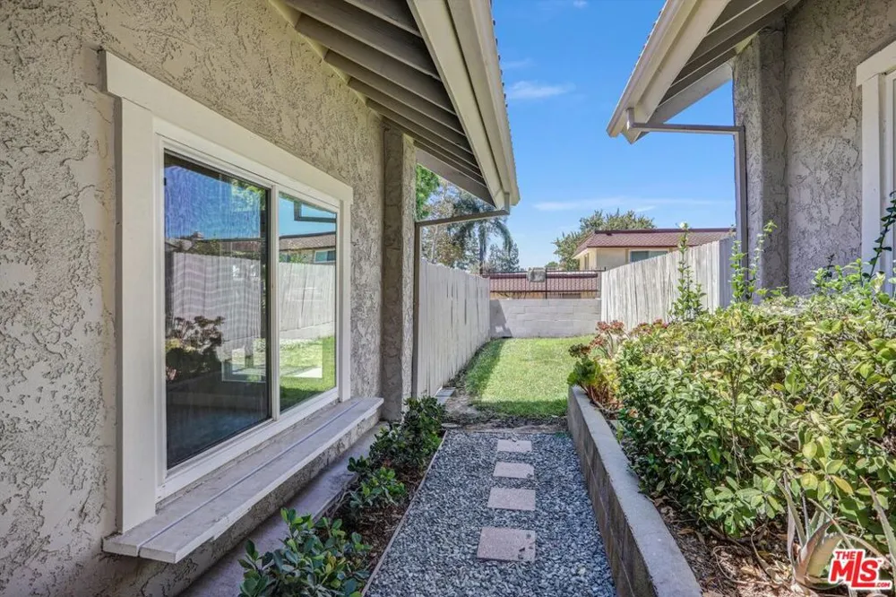1179 Sunflower Avenue Covina, CA 91724