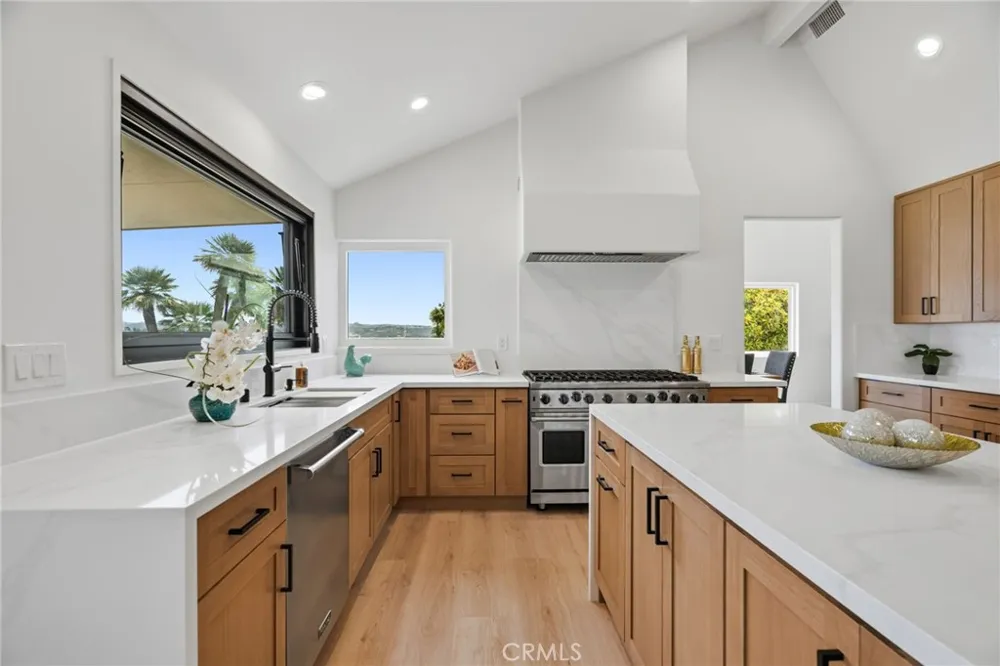 13971 Pequot Drive Poway, CA 92064