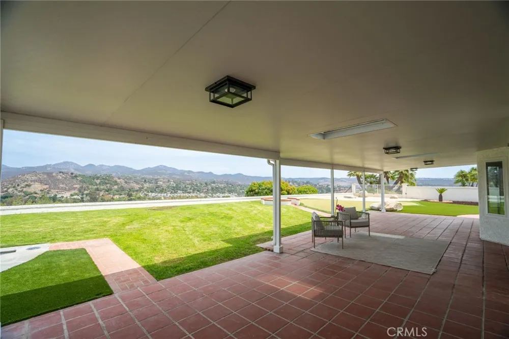 13971 Pequot Drive Poway, CA 92064