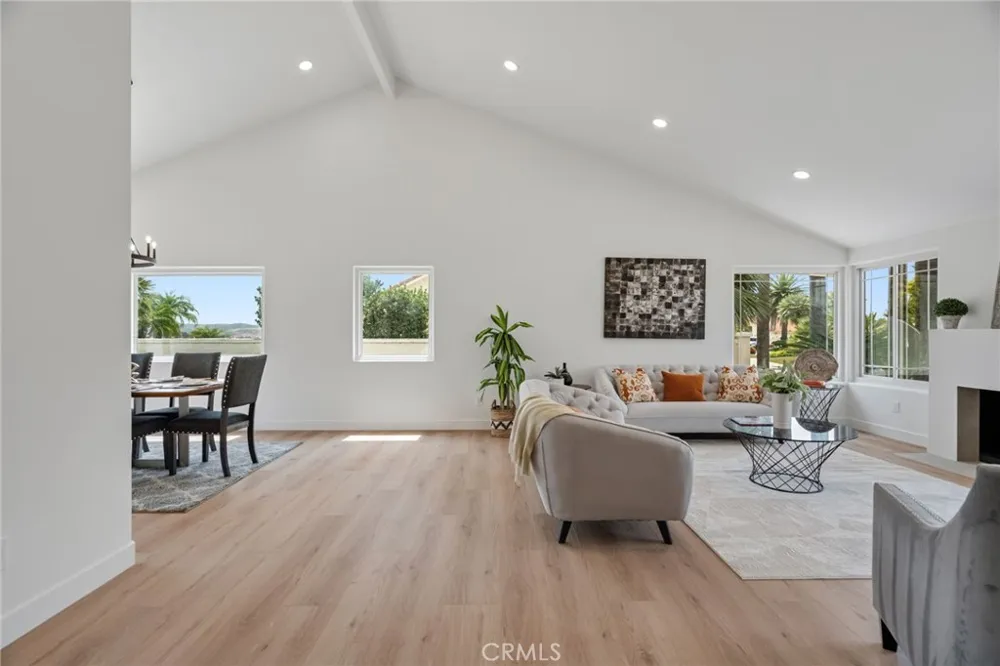 13971 Pequot Drive Poway, CA 92064