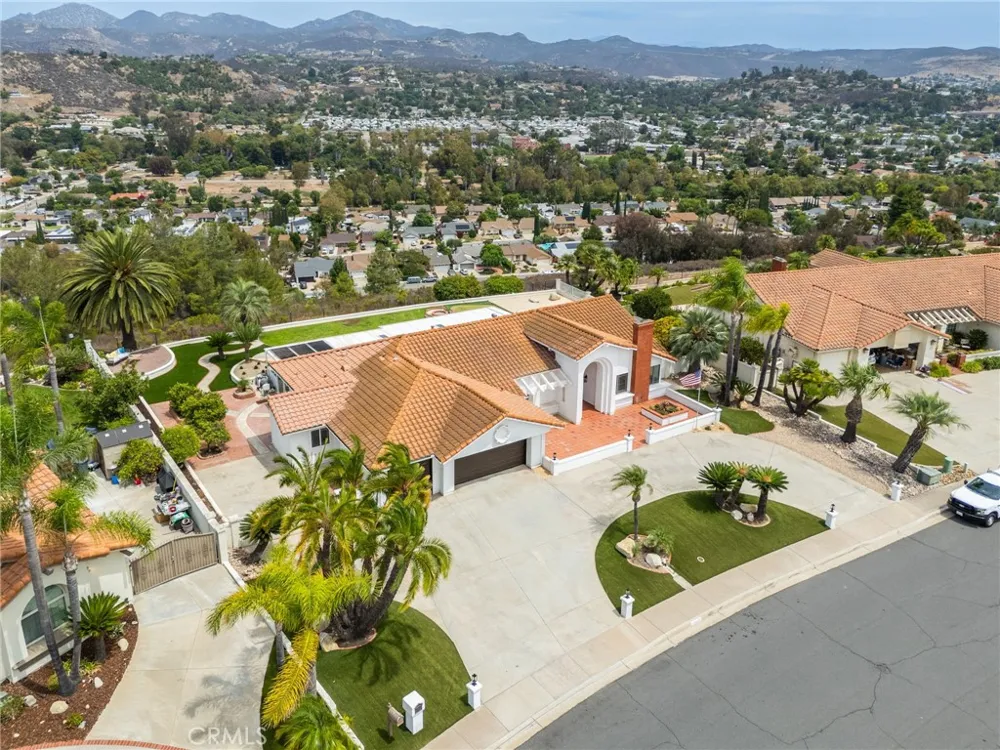 13971 Pequot Drive Poway, CA 92064