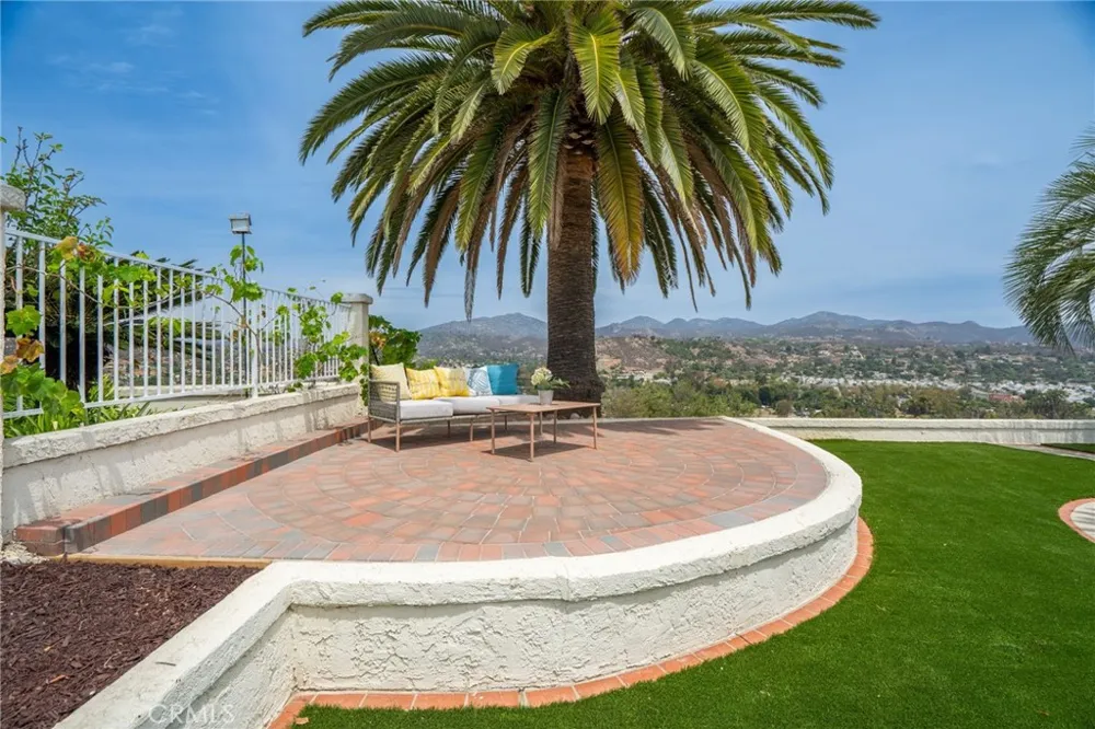 13971 Pequot Drive Poway, CA 92064