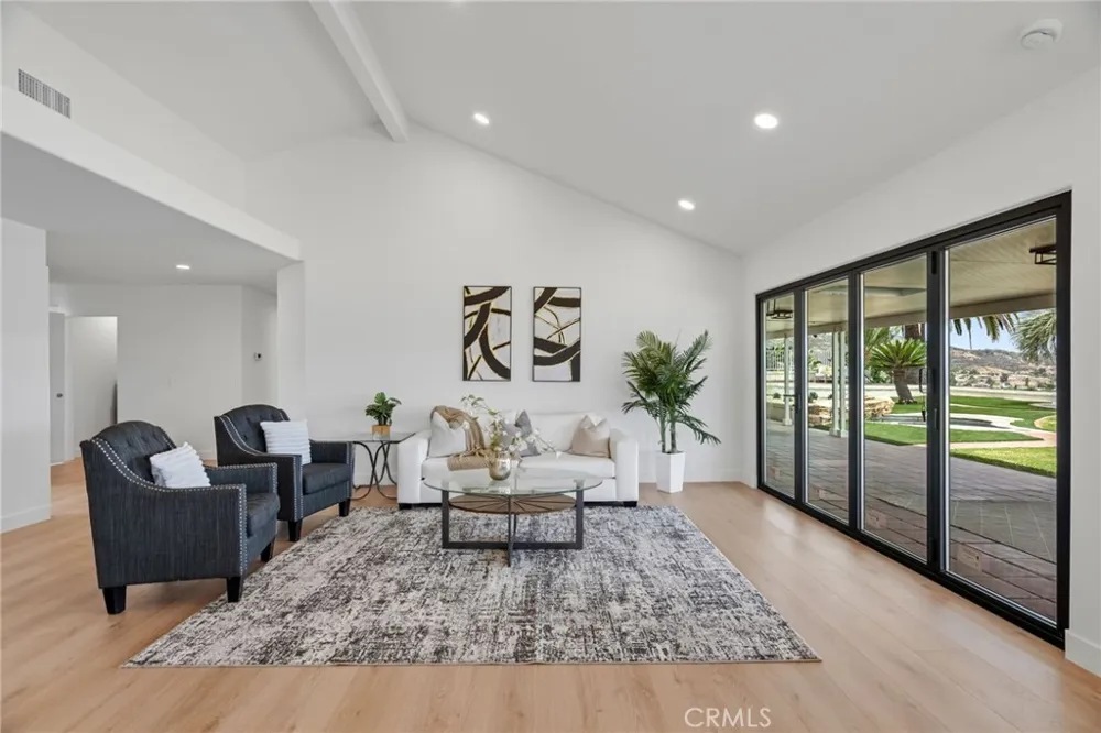 13971 Pequot Drive Poway, CA 92064