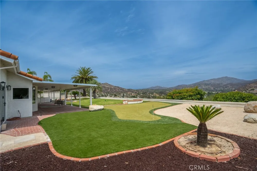 13971 Pequot Drive Poway, CA 92064