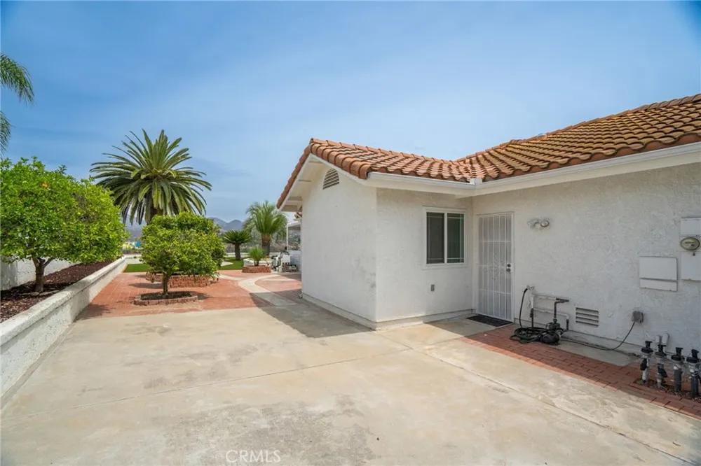 13971 Pequot Drive Poway, CA 92064