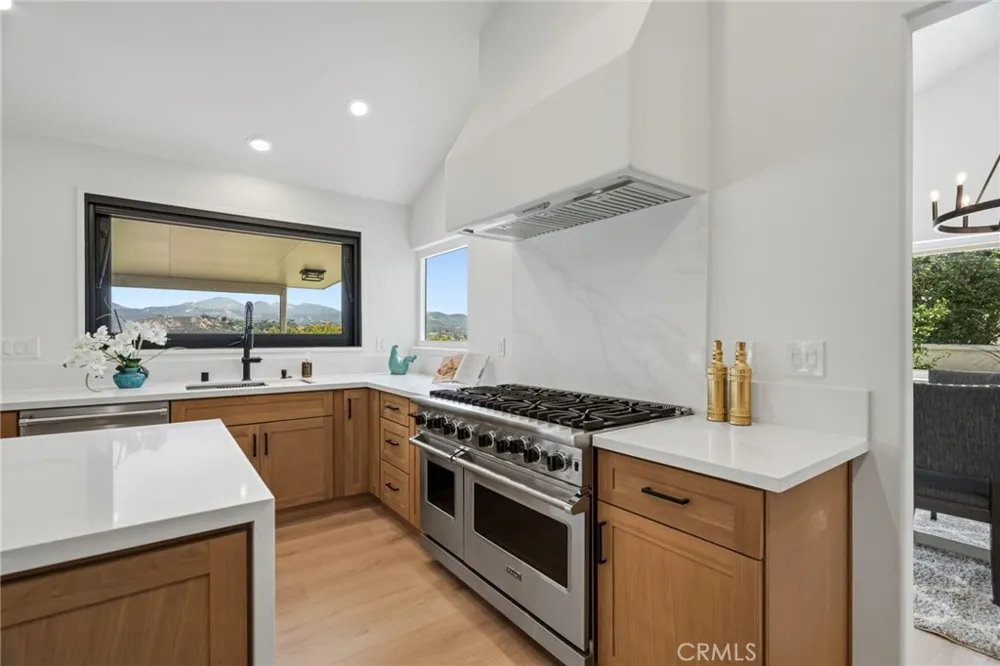 13971 Pequot Drive Poway, CA 92064