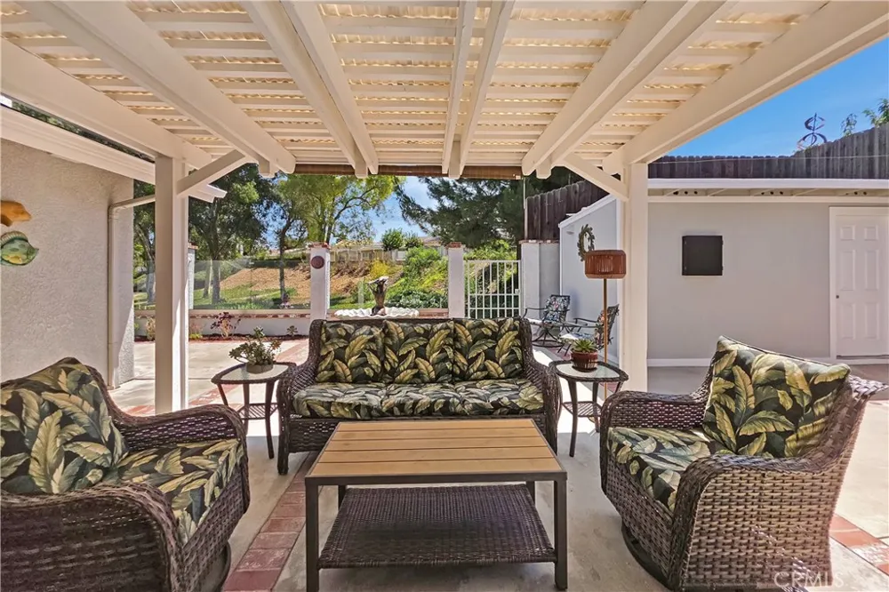 15597 Rolling Ridge Chino Hills, CA 91709