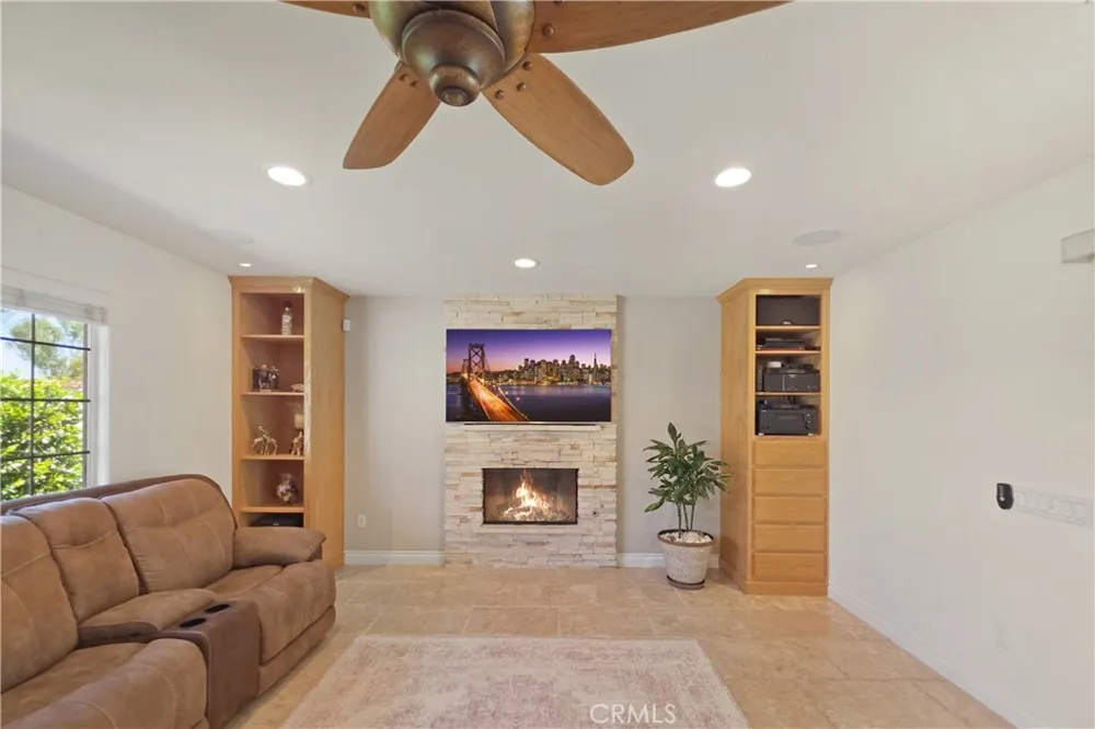 15597 Rolling Ridge Chino Hills, CA 91709