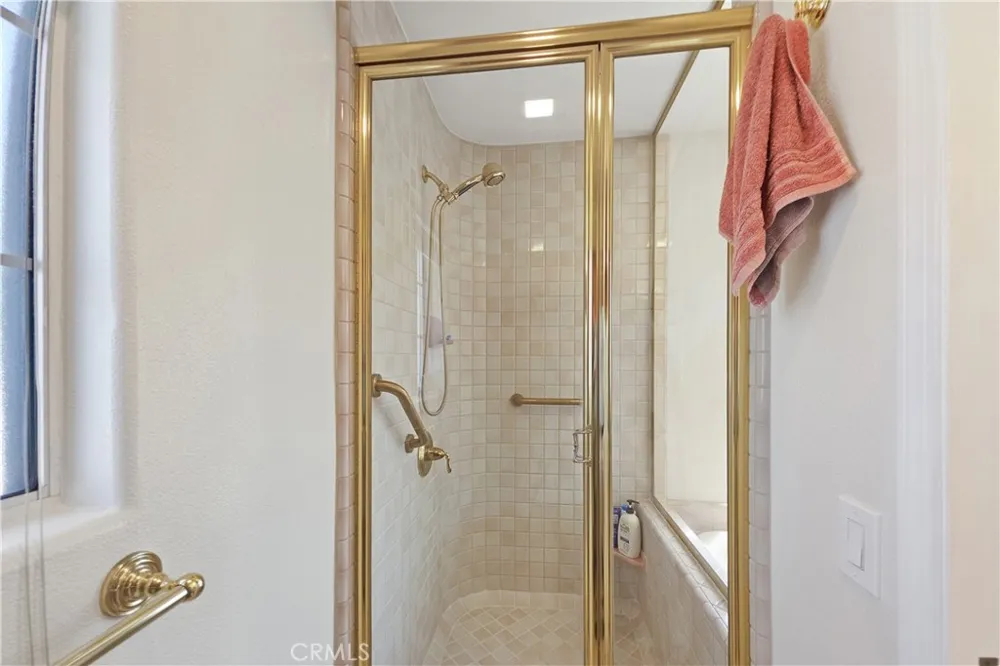 15597 Rolling Ridge Chino Hills, CA 91709