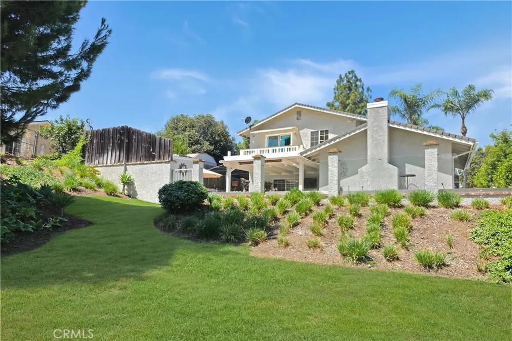 15597 Rolling Ridge Chino Hills, CA 91709