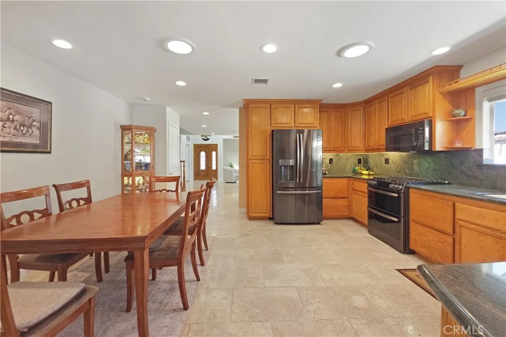 15597 Rolling Ridge Chino Hills, CA 91709