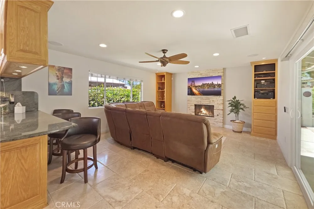 15597 Rolling Ridge Chino Hills, CA 91709