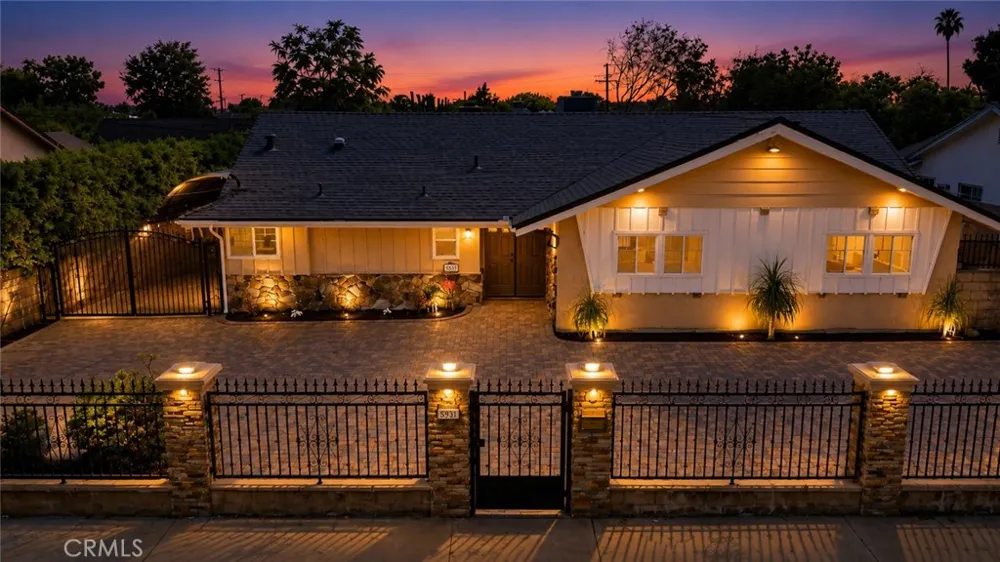 9243 Cayuga Sun Valley, CA 91352