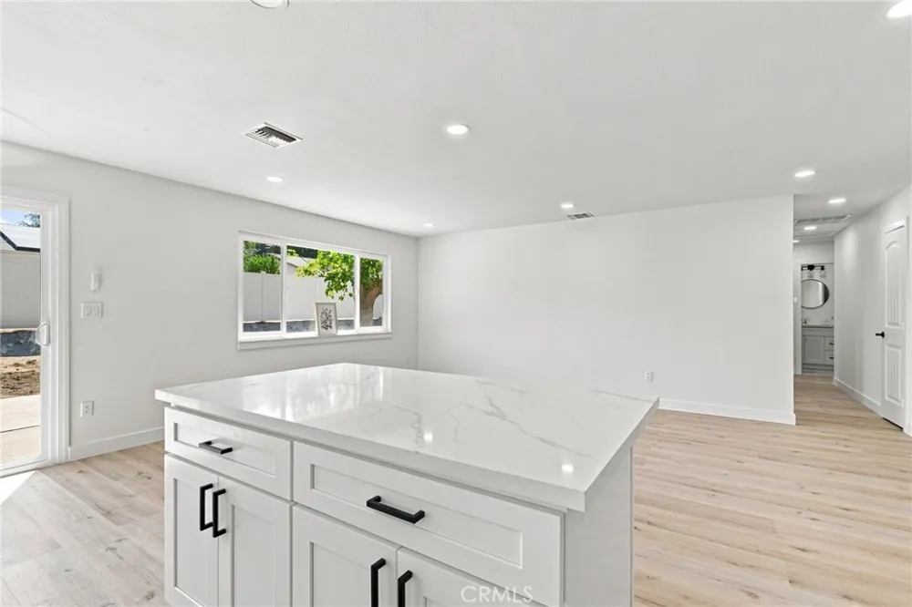 1626 Jason Court Redlands, CA 92374