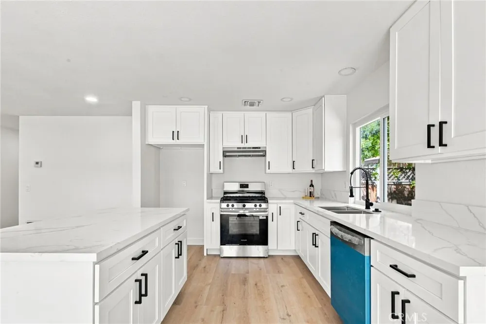 1626 Jason Court Redlands, CA 92374