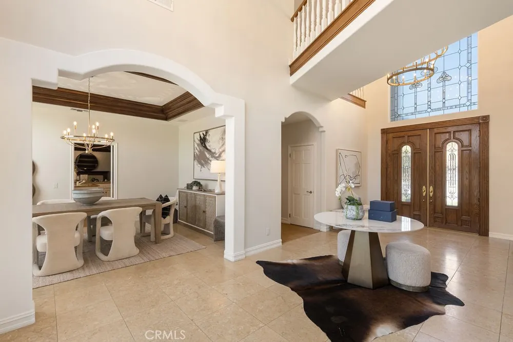3802 E Rolling Green Lane Orange, CA 92867